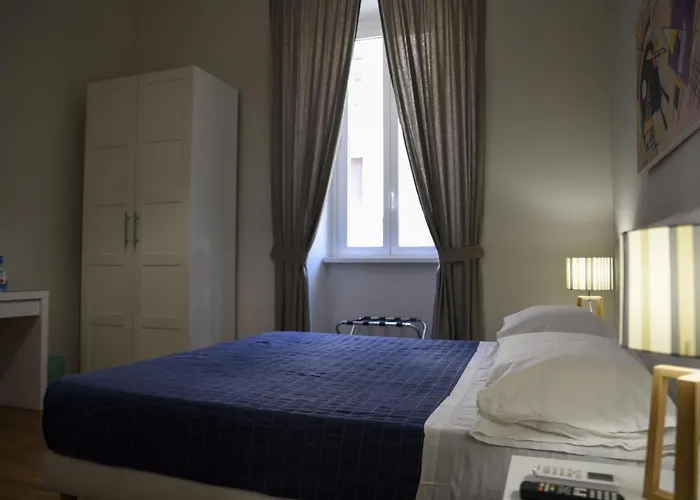 The Castle Inside 4* רומא
